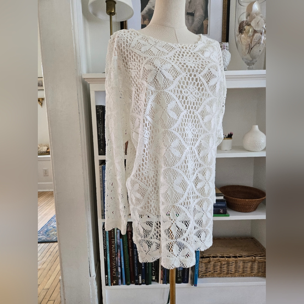 The Limited White Crochet Tunic